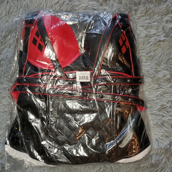 NWT Batman DC Comics Harley Quinn Costume Halloween - Picture 3 of 3